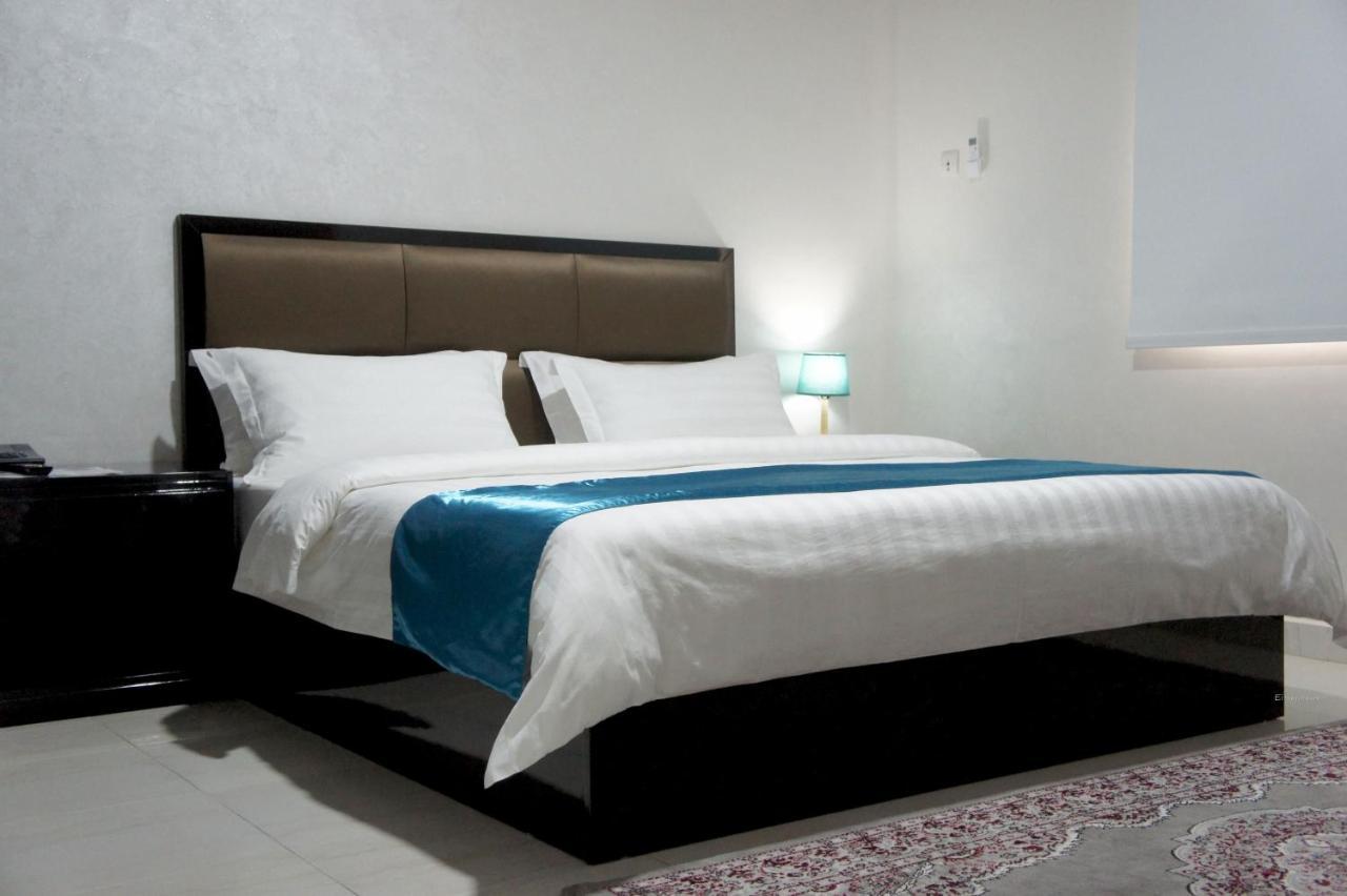 Valencia Hotel & Appartements Nawazibu Zewnętrze zdjęcie