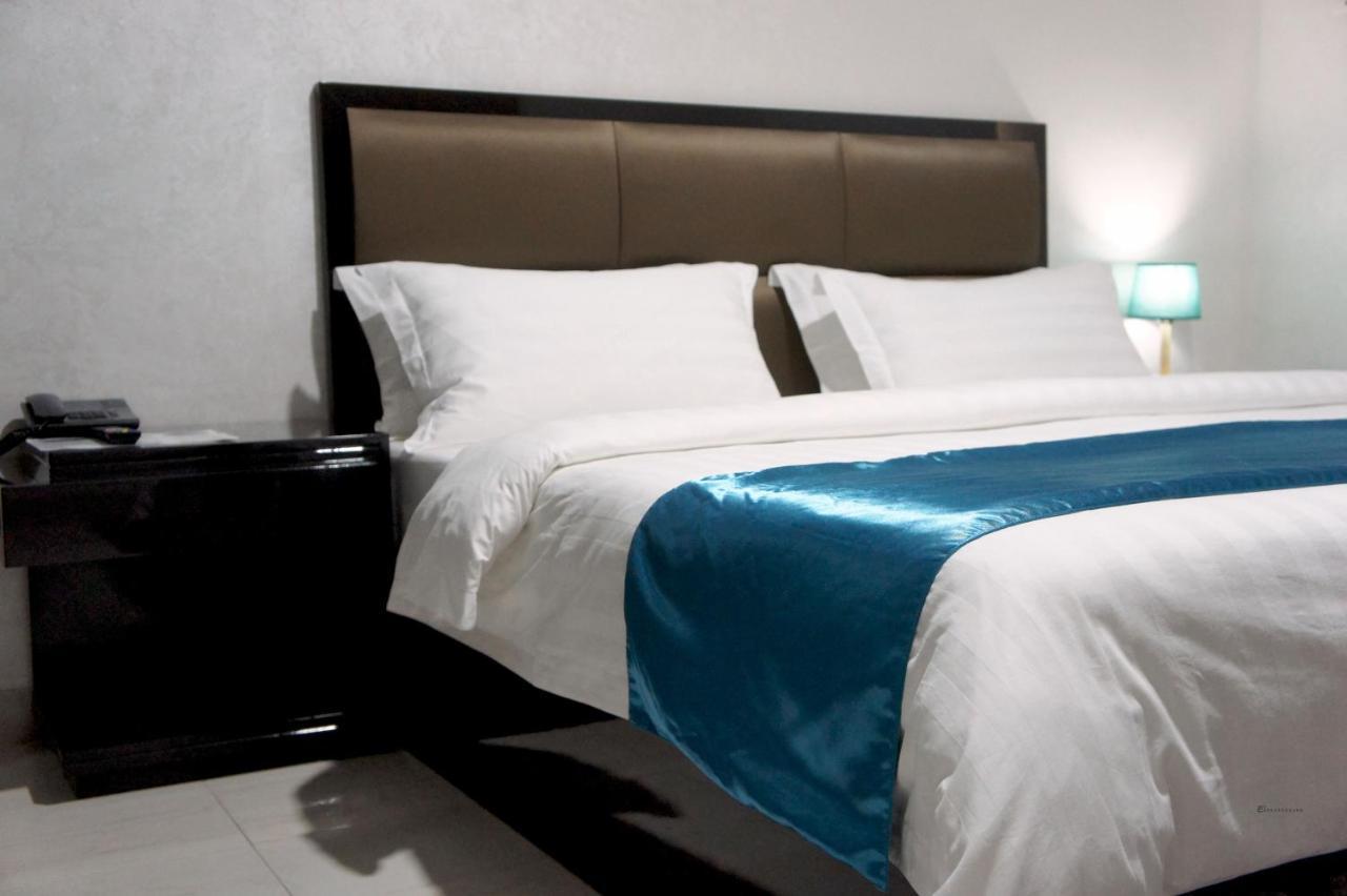 Valencia Hotel & Appartements Nawazibu Zewnętrze zdjęcie
