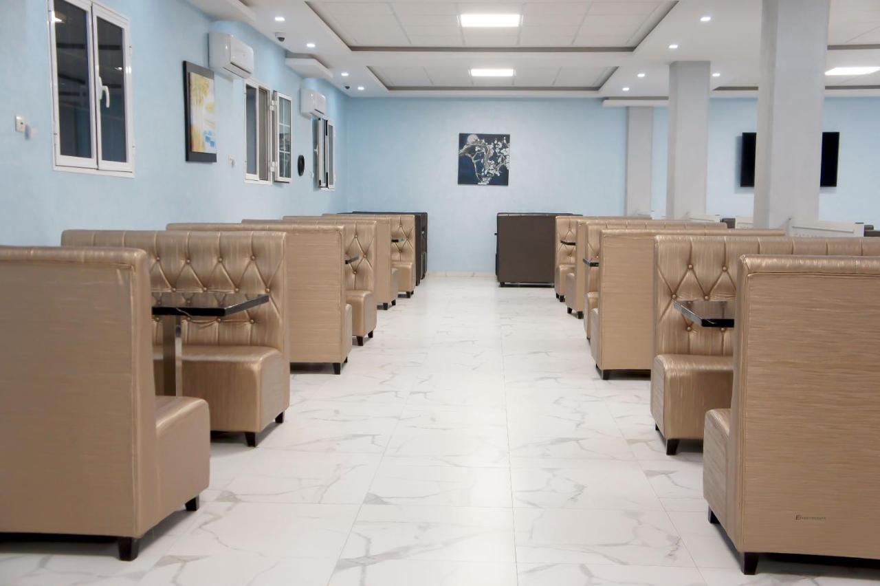 Valencia Hotel & Appartements Nawazibu Zewnętrze zdjęcie