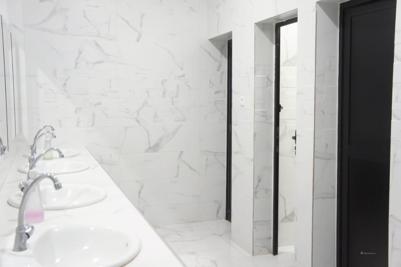Valencia Hotel & Appartements Nawazibu Zewnętrze zdjęcie