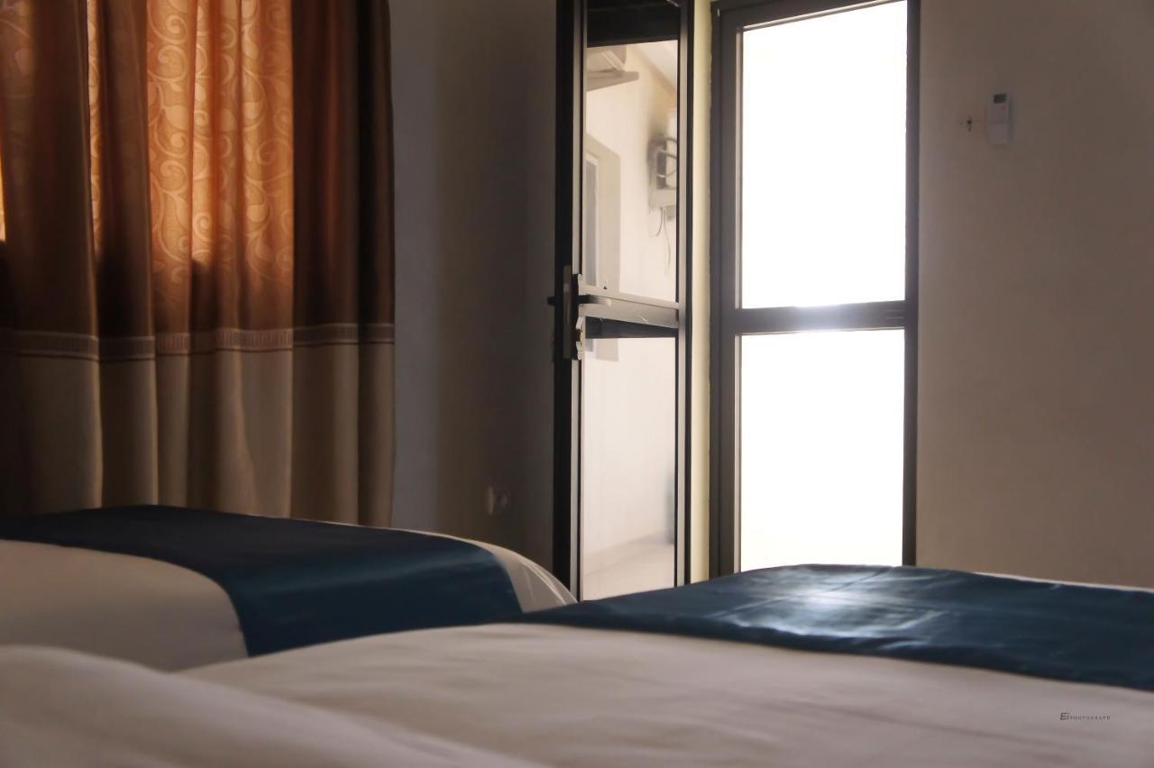 Valencia Hotel & Appartements Nawazibu Zewnętrze zdjęcie