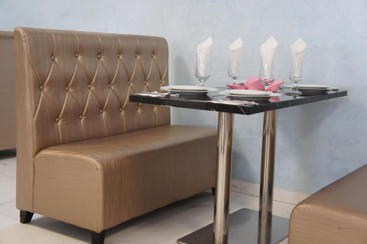 Valencia Hotel & Appartements Nawazibu Zewnętrze zdjęcie