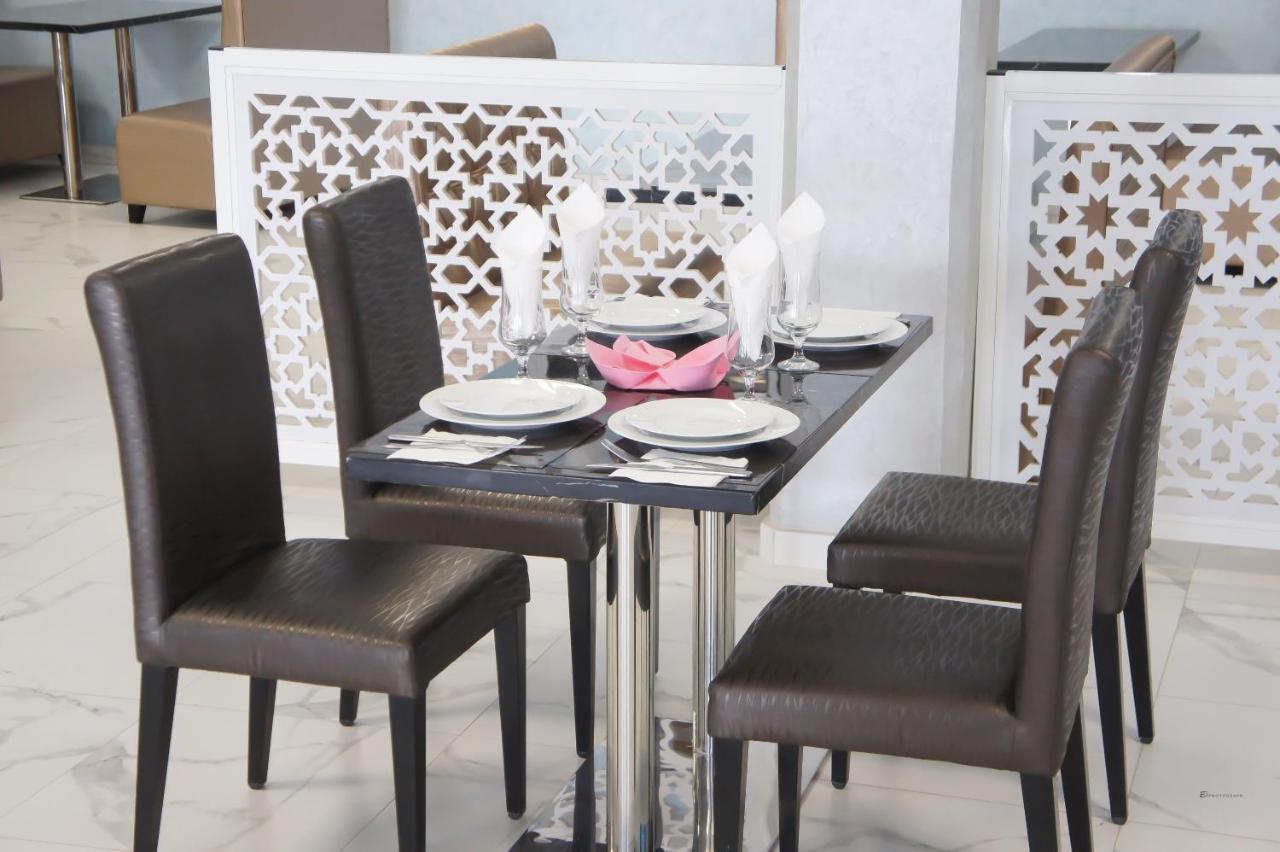 Valencia Hotel & Appartements Nawazibu Zewnętrze zdjęcie